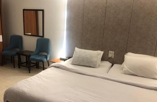 Giza Hotel | Red pyramids view Hotel