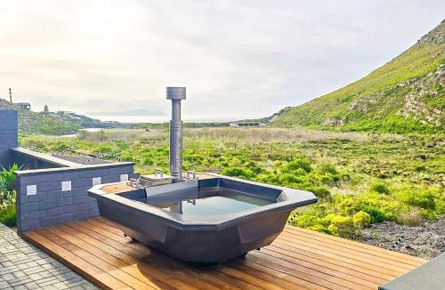 Rooiels House | Red River Valley