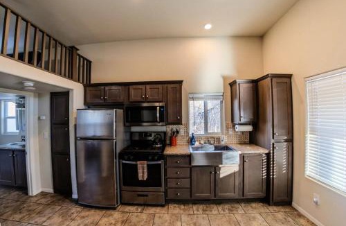 Moab House | Red Rock Cabin #10