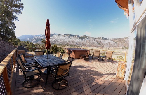 Ridgway House | Red Rock Overlook: A secluded mountain home high above the Uncompahgre River