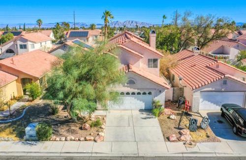 Summerlin Villa | Red Rock Poolside Retreat