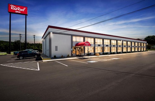 Cortland Hotel | Red Roof Inn Cortland