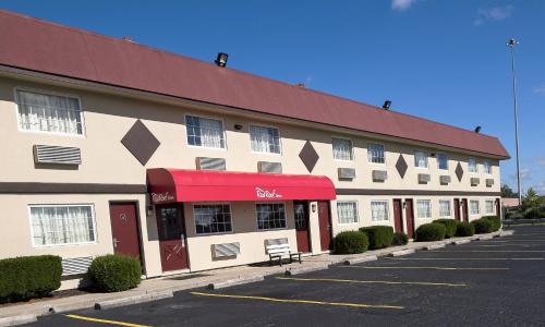 Huber Heights Hotel | Red Roof Inn Dayton Huber Heights