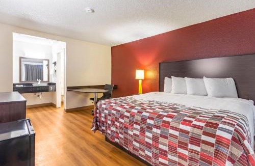 Alhambra Hotel | Red Roof Inn Phoenix- Midtown