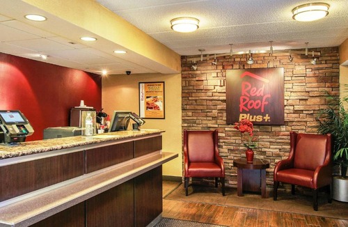 Buford Highway Hotel | Red Roof Inn PLUS+ Atlanta - Buckhead