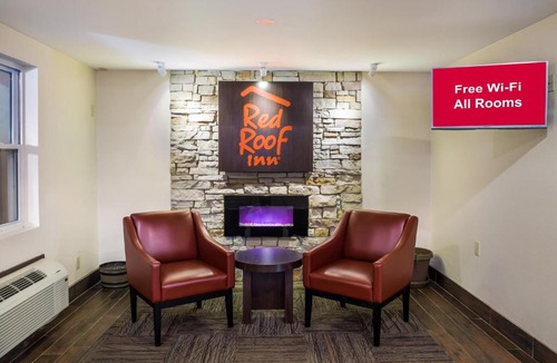 Richmond Hotel | Red Roof Inn Richmond, IN