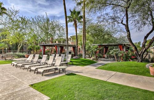 Camelback East House | 'Red Rox' Phoenix Condo w/Patio ~ 3 Mi to Airport