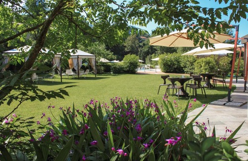 Barzano Hotel | Red's Redaelli Hotel