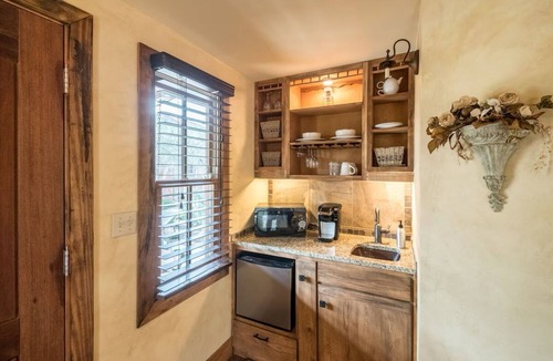 Mason Villa | Red Sands Ranch River Resort - Private Pool, Tennis, Gym, 4-Story Water Slide!