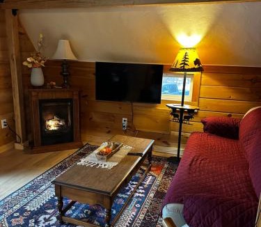 Campton Ski Chalet | Red Sleigh Chalet - Campton