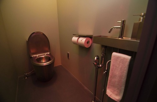Kure Hostel | RED SUBMARINE - Hostel