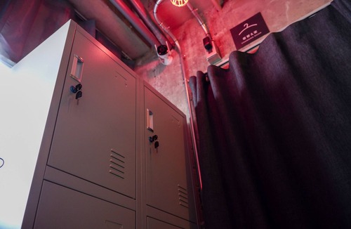 Kure Hostel | RED SUBMARINE - Hostel