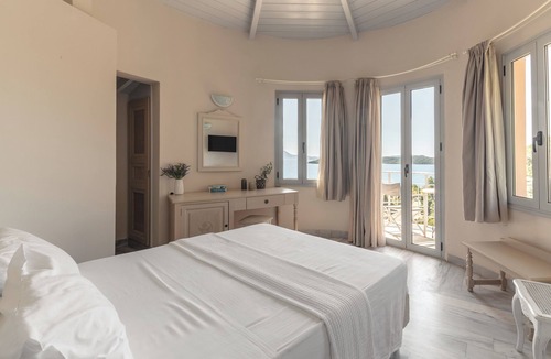 Spanokhorion Hotel | Red Tower Hotel Lefkada