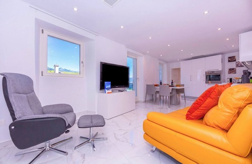 Ronco sopra Ascona Apartment | Red View Apartment