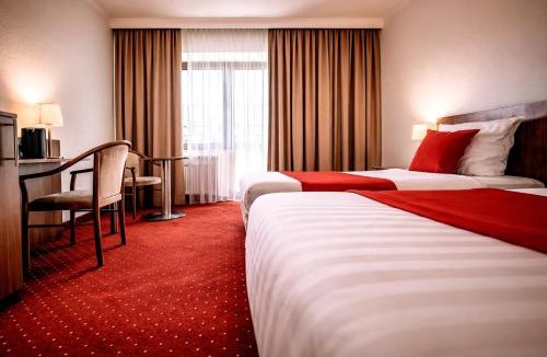Innenstadt Hotel | REDBERRY Hotel - Düsseldorf - Neuss