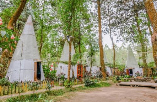 Batu House | RedDoorz @ Apache Camp