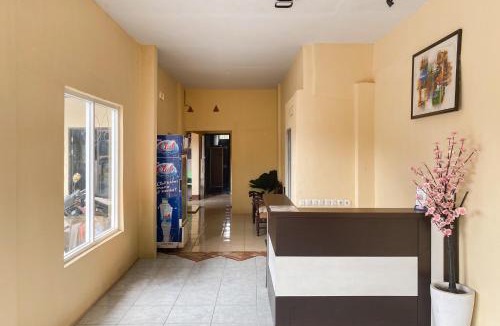 Palopo Hotel | RedDoorz at Hotel Warna Palopo