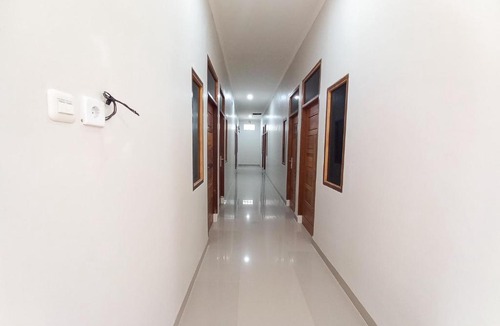 Duri Hotel | RedDoorz at The Nawasena Kandis Riau