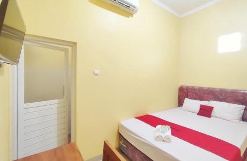 Semarang Hotel | RedDoorz Near Exit Toll Banyumanik Semarang