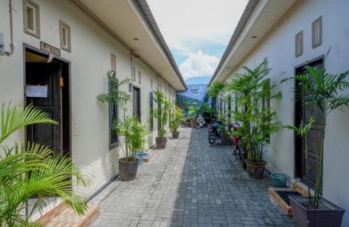 Palu House | RedDoorz near Mutiara SIS Al Jufrie Airport Palu