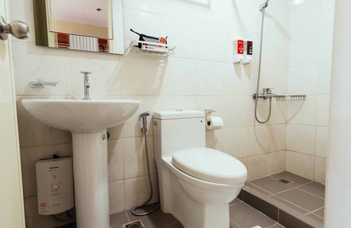 Palanan Hotel | RedDoorz near Osmena Highway 1