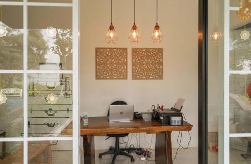 Pancawati House | RedDoorz Plus near Exit Toll Puncak 2