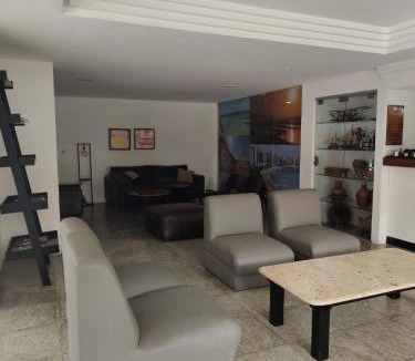 Meireles Hotel | Rede Andrade Coimbra