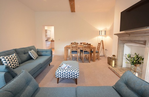 Blythburgh Cottage | REDSHANKS, BLYTHVIEW, family friendly, with pool in Southwold