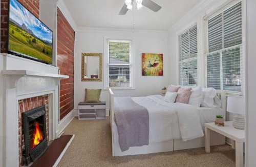 Roseland Terrace Historic District Apartment | Redstick Cottage