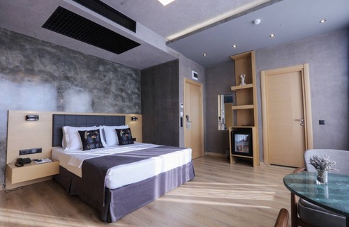Moda Hotel | Redstone Hotel