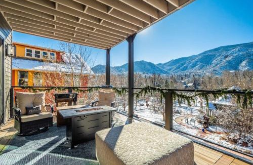 Manitou Springs Historic District Apartment | Redstone Terrace Scenic Mountain View Retreat