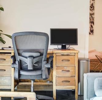 Manitou Springs Historic District Apartment | Redstone Terrace Scenic Mountain View Retreat