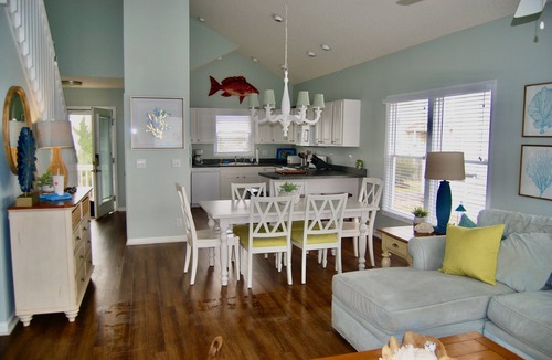 Ocean Isle Beach House | REDUCED AUGUST RATES - 4 Bed IP House on Water-Sleeps 8-EASY BEACH ACCESS