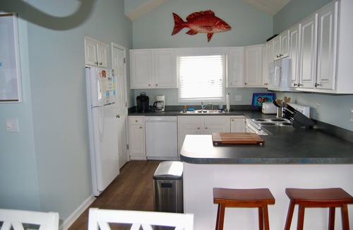 Ocean Isle Beach House | REDUCED AUGUST RATES - 4 Bed IP House on Water-Sleeps 8-EASY BEACH ACCESS