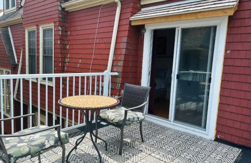 Niagara Falls Bed & Breakfast | Redwood Bed and Breakfast
