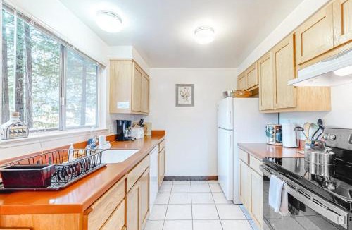 Northwood House | Redwood Lodge