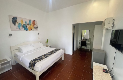 Pilar Resort | Reef Waters Resort