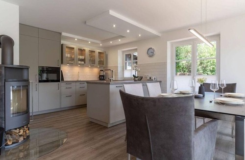 Bad St. Peter-Ording Cottage | Reetdachhaus Taschenkrebs