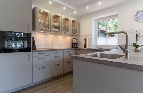 Bad St. Peter-Ording Cottage | Reetdachhaus Taschenkrebs