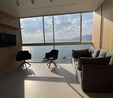 Ponta Leste Apartment | Refúgio da Lagoa azul