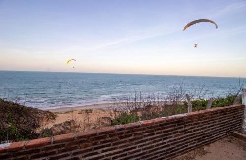 Canoa Quebrada House | Refúgio das Falésias - Frente ao mar na Broadway