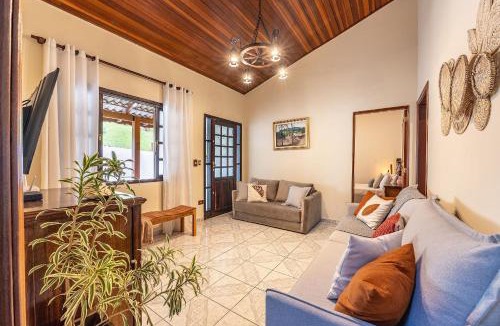 Jardim Estancia Brasil House | Refúgio e diversão para FAMÍLIAS a 60 min de SP - Piscina, Churrasqueira, wifi 300Mbps - PETFRIENDLY