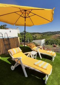 Caldas da Rainha House | Refúgio no Oeste com Vistas Perto Óbidos e Praias