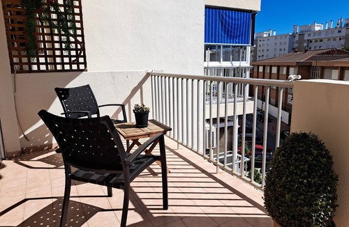 Fuengirola Apartment | Ref: 324 Centric 3 bedroom apartment with swimming pool and close to everything
