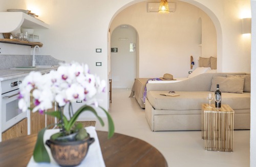 Forio Resort | Refined Deluxe Studio type B with a wide balcony and sea view