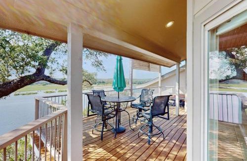 Spicewood House | Refined Panoramic Paradise on Lake Travis with Boat Launch and Tesla Charger