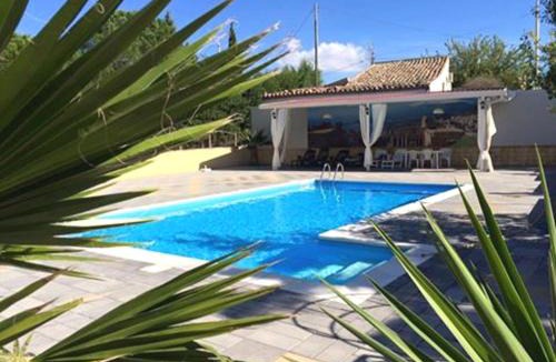 Pergusa House | Refined Villa in Enna with Private Pool