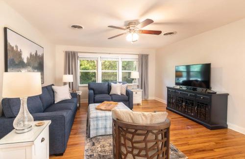Pigeon Point House | Refinished 3-BR Lowcountry Retreat
