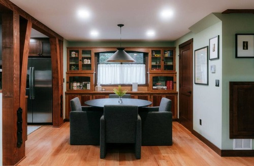 Port Angeles Cabin | Reflection Haven: Lakeside, Hot Tub, By Park Entry