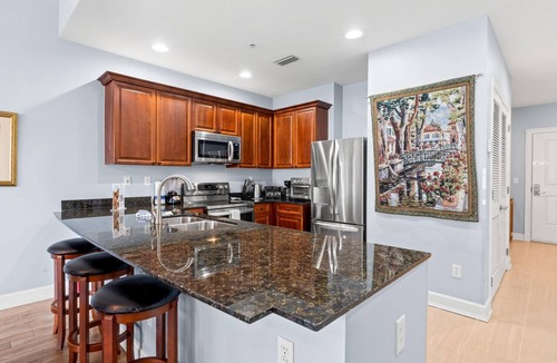 Upper Grand Lagoon Condo | Reflections 109 - Bayfront, Beach, Huge Pool - PGA Championship Golf Course